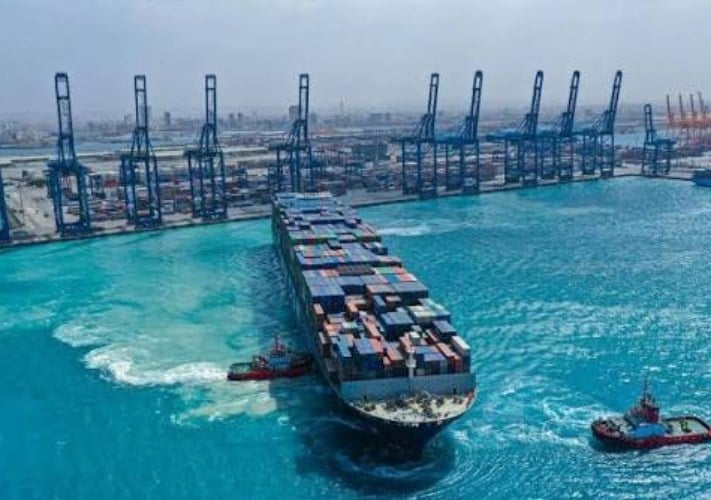 موانئ مصر تعزز الربط التجاري مع السعودية والأردن عبر خط البحر الأحمر السريع